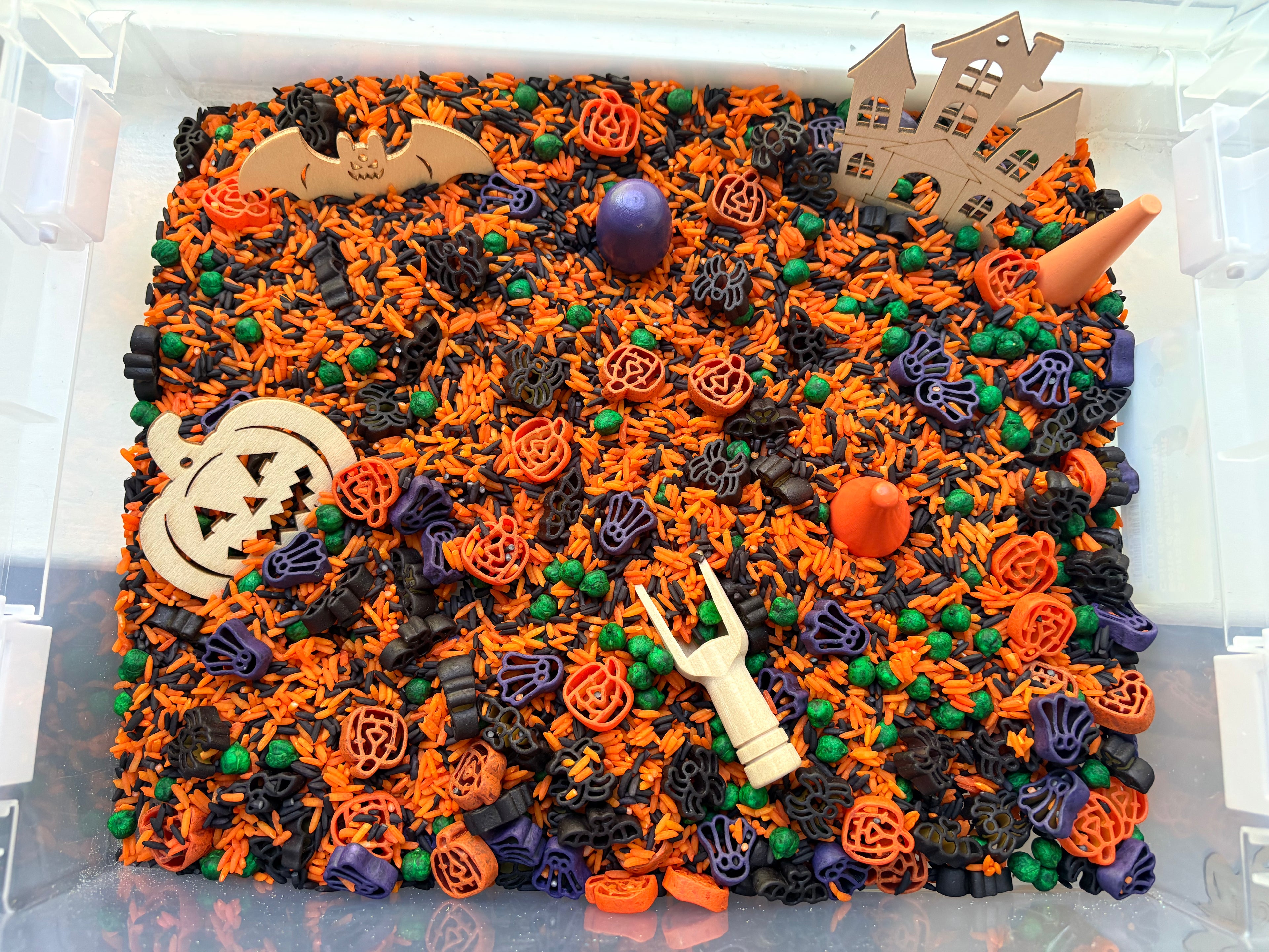 Halloween | Ready-to-Pour Sensory Play Kit for Kids